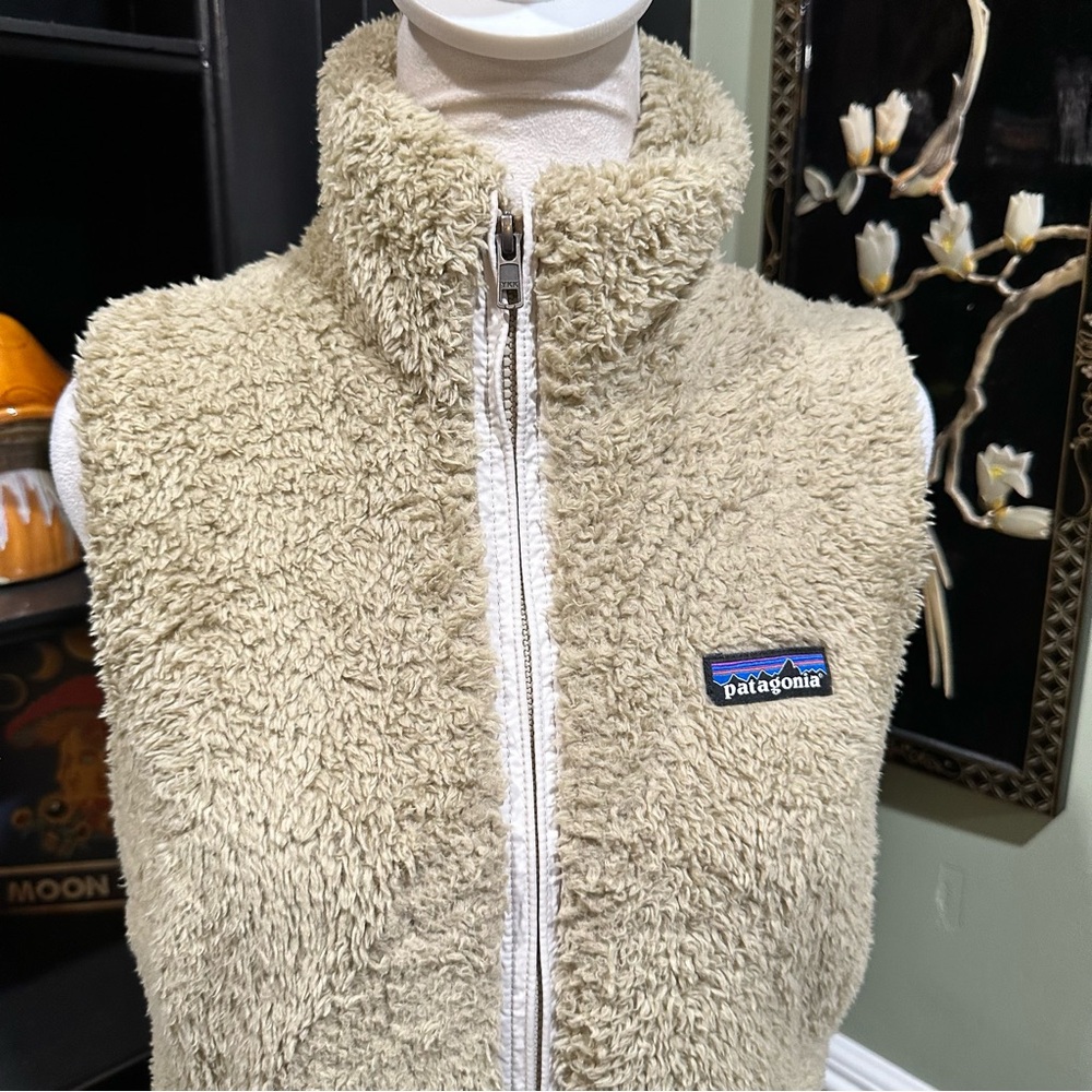 Patagonia Los Gatos Fleece Vest – Women’s Medium – Tan/Beige - Picture 2 of 14